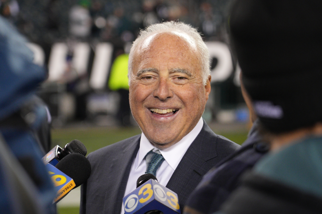 Philadelphia Eagles owner Jeffrey Lurie smiles during the Championship game between the San Fransisco 49ers and the Philadelphia Eagles