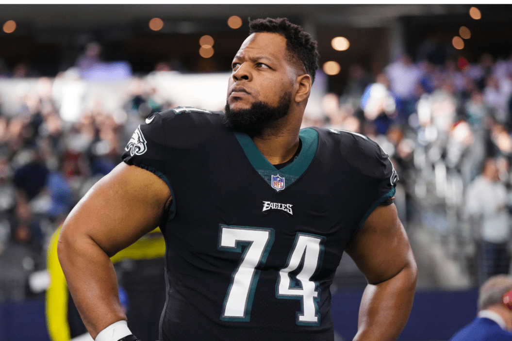 Ndamukong Suh #74 of the Philadelphia Eagles stands during the national anthem against the Dallas Cowboys at AT&T Stadium