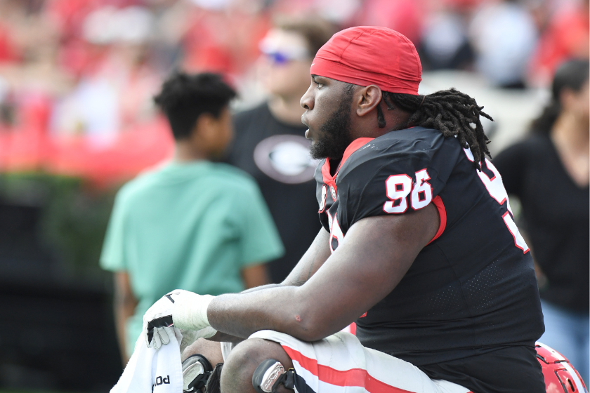 Georgia Bulldogs defensive linemen Zion Logue (96) looks on during the Georgia G-Day Red and Black Spring Game