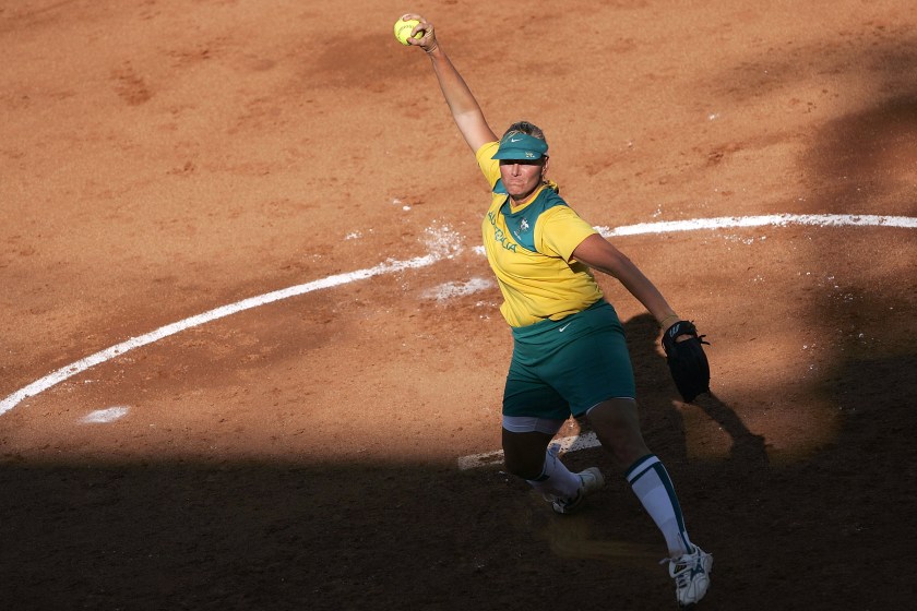 Tanya Harding pitches for Australia at the 2004 Olympic Games