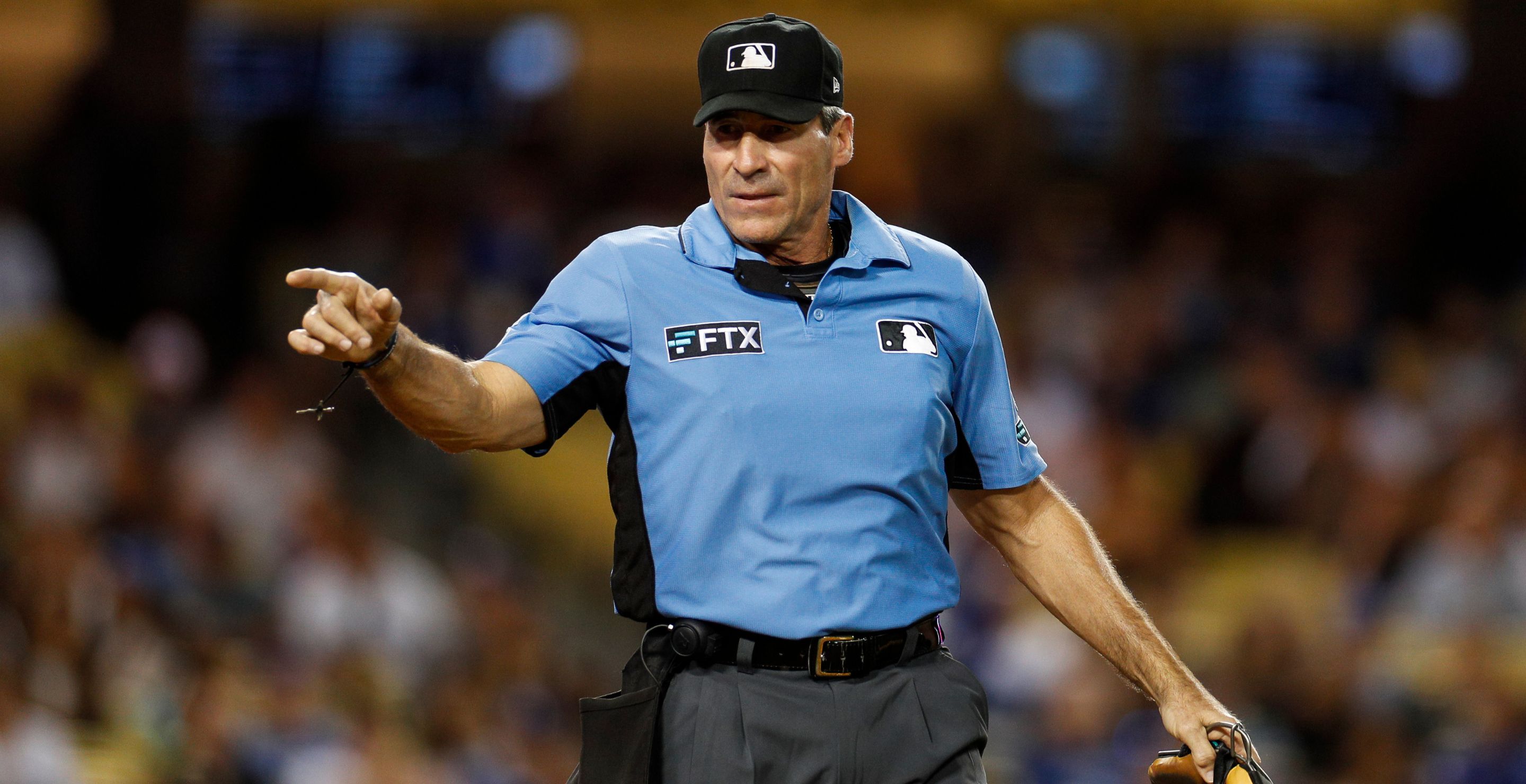 MLB: Umpire Hernandez blew calls, losing World Series job