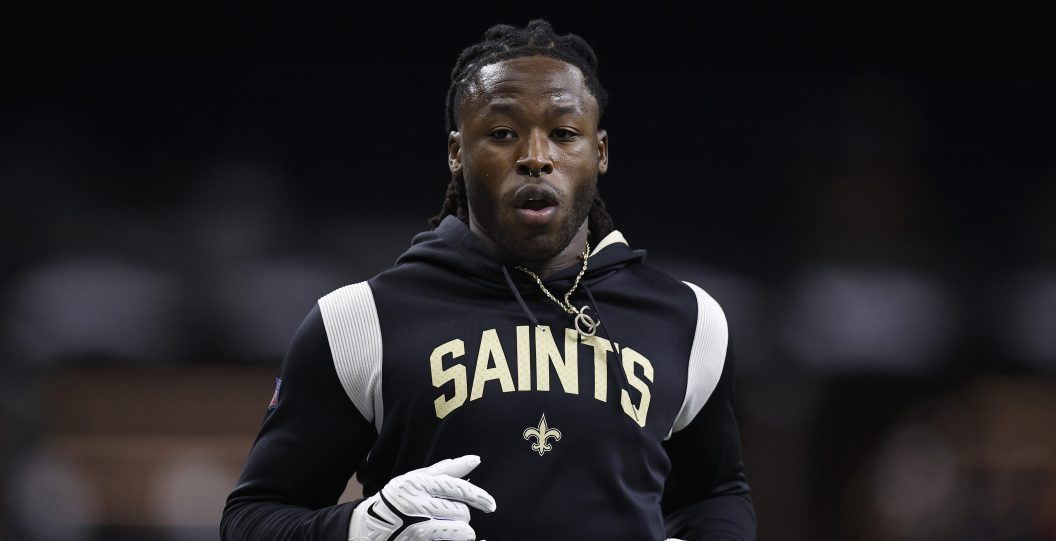 New Orleans Saints running back Alvin Kamara warms up before a game.