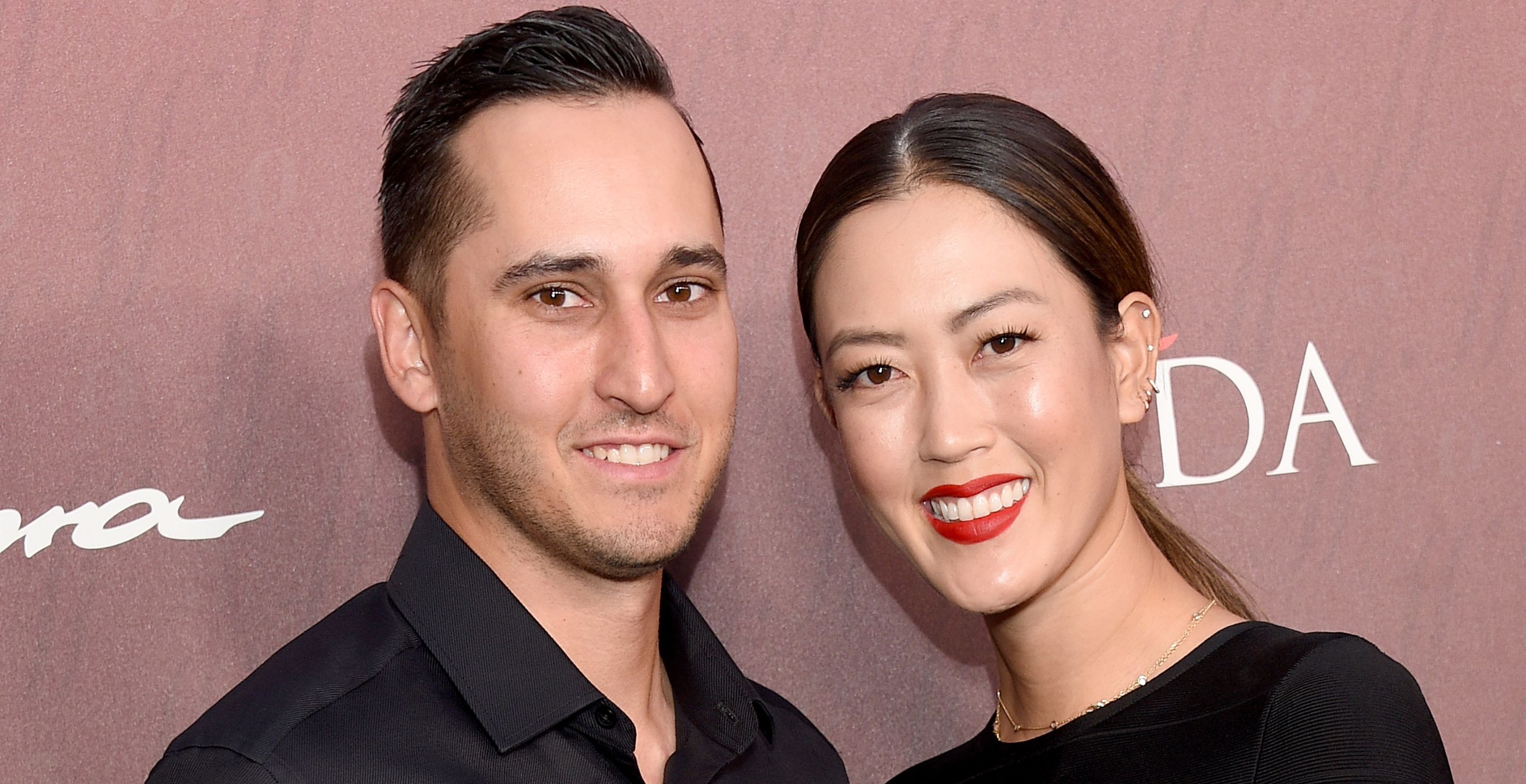 Michelle Wie West and her husband Jonnie pose for a picture.