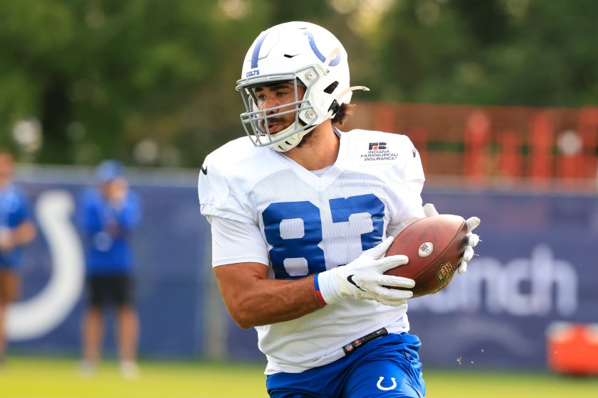 Indianapolis Colts tight end Kylen Granson catches a pass during training camp.