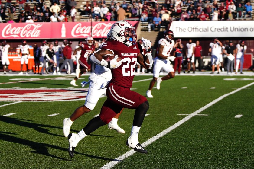 UMass against New Mexico State on October 29, 2022, featuring LB Gerrell Johnson (22) (PHOTO CREDIT: Chris Tucci/UMass Athletics)