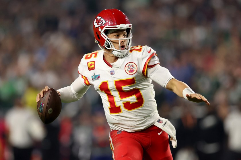 GLENDALE, ARIZONA - FEBRUARY 12: Patrick Mahomes #15 of the Kansas City Chiefs looks to pass against the Philadelphia Eagles during the third quarter in Super Bowl LVII at State Farm Stadium on February 12, 2023 in Glendale, Arizona. 