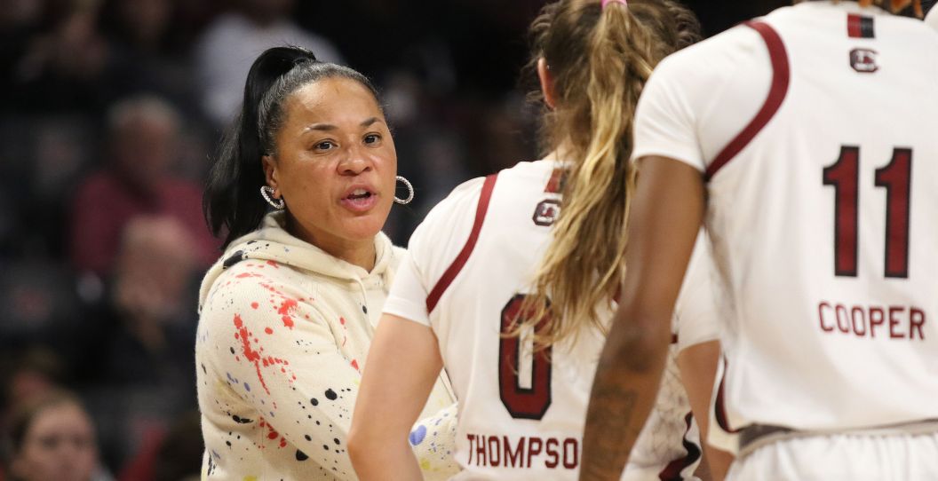Dawn Staley talks to her players on South Carolina.