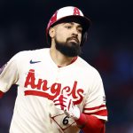 Angels' Rendon raises eyebrows with 'no habla ingles' response to health  question