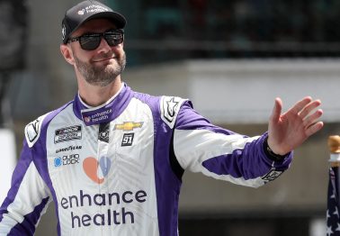 Shane van Gisbergen Signs Deal with Trackhouse Racing for 2024