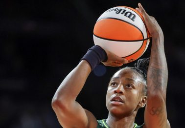 Former No. 1 Pick Breaks WNBA Single-Season Scoring Record
