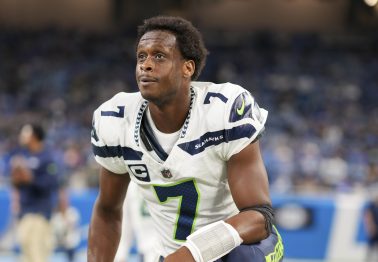 Geno Smith, NFL Referee Have All-Time Hot Mic Moment