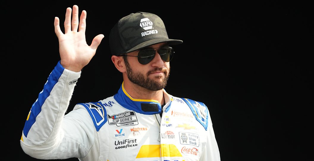 KANSAS CITY, KANSAS - SEPTEMBER 10: Chase Elliott, driver of the #9 NAPA Auto Parts Chevrolet, waves to fans as he walks onstage during driver intros prior to the NASCAR Cup Series Hollywood Casino 400 at Kansas Speedway on September 10, 2023 in Kansas City, Kansas.