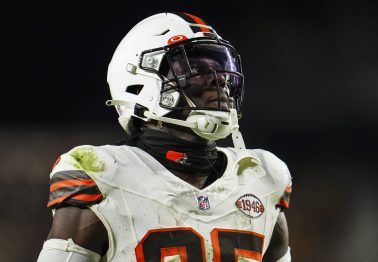 Browns Tight End Questionable After Scary Fire Pit Incident