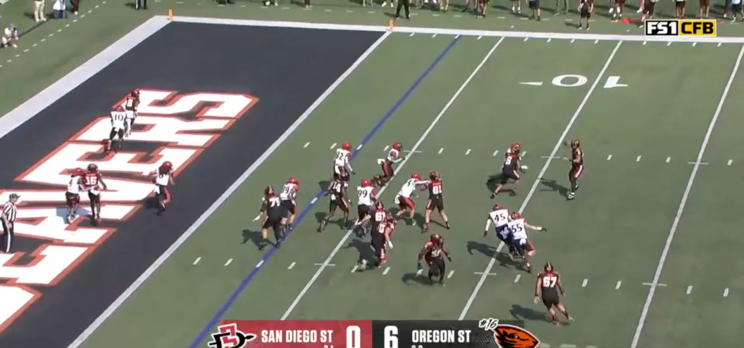 Oregon State trick play for big man touchdown