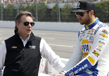 Jeff Gordon Warns NASCAR Drivers About off-Track Activities