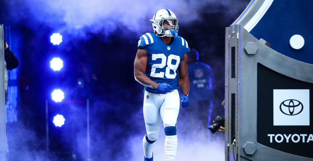 Colts Sign Jonathan Taylor To Massive Extension