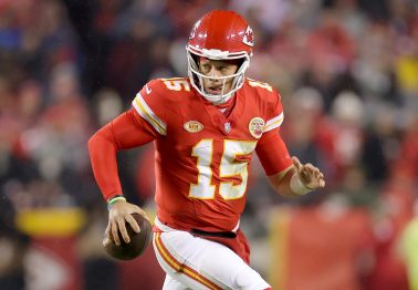 Patrick Mahomes Reacts to Crucial Drops From Receivers in Eagles Loss