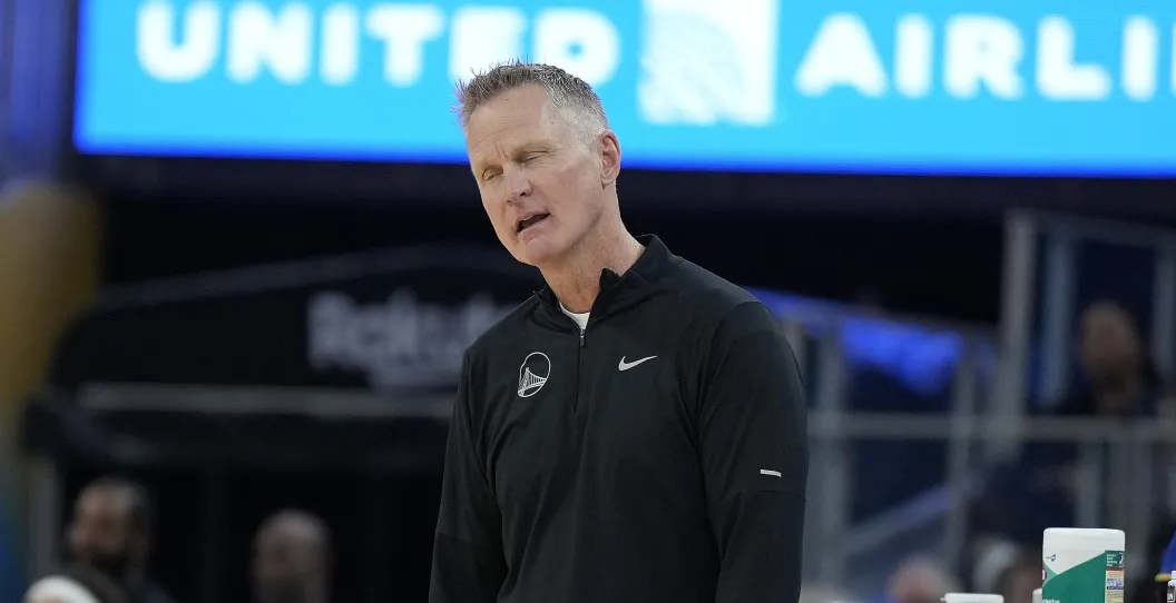 SAN FRANCISCO, CALIFORNIA - NOVEMBER 18: Head coach Steve Kerr of the Golden State Warriors reacts to a call on the floor against the Oklahoma City Thunder during the first half of an NBA basketball game at Chase Center on November 18, 2023 in San Francisco, California. NOTE TO USER: User expressly acknowledges and agrees that, by downloading and or using this photograph, User is consenting to the terms and conditions of the Getty Images License Agreement.