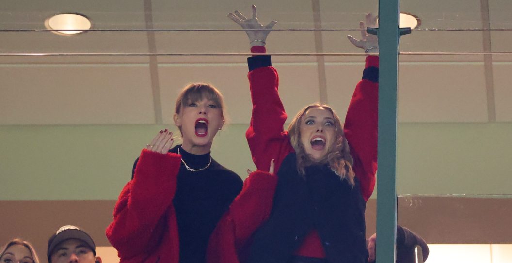 GREEN BAY, WISCONSIN - DECEMBER 03: Taylor Swift and Brittany Mahomes react in a suite during the game between the Kansas City Chiefs and the Green Bay Packers at Lambeau Field on December 03, 2023 in