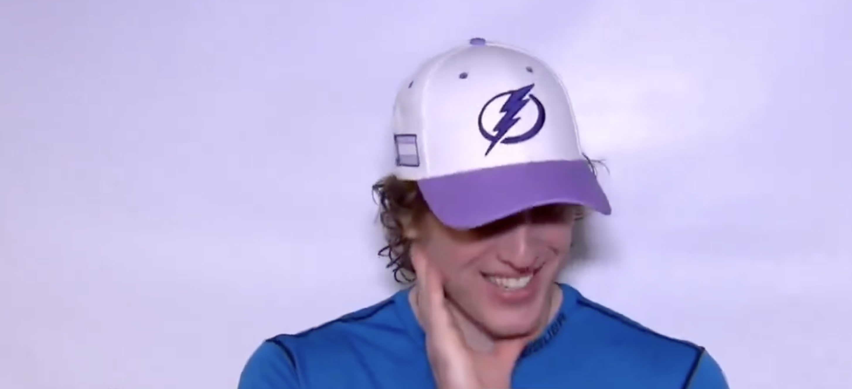 Lightning Goalie Loses It After Fart During Presser