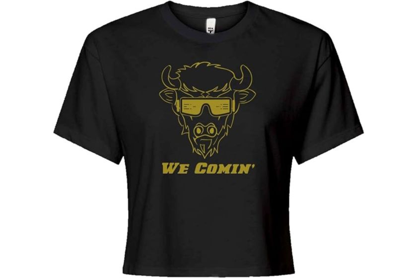 A Colorado shirt reads, "We Comin'."