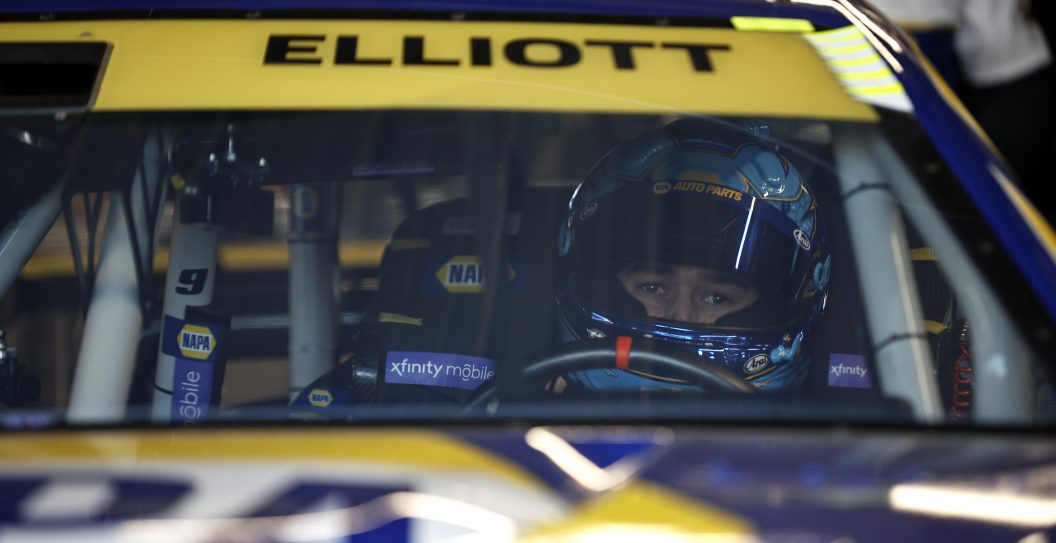 AVONDALE, ARIZONA - NOVEMBER 04: Chase Elliott, driver of the #9 NAPA Auto Parts Chevrolet, sits in his car in the garage area during practice for the NASCAR Cup Series Championship at Phoenix Raceway on November 04, 2022 in Avondale, Arizona.