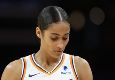 WNBA All-Star Signs With Surprising Team