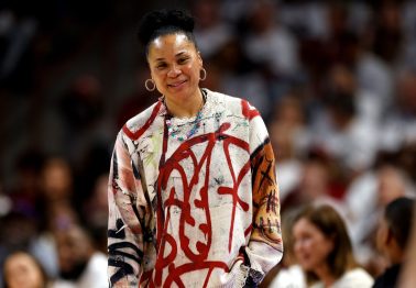 Dawn Staley Gives Her Take on Paige Bueckers
