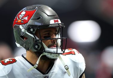 Buccaneers Sign 5-Time Pro Bowler To $52 Million Deal