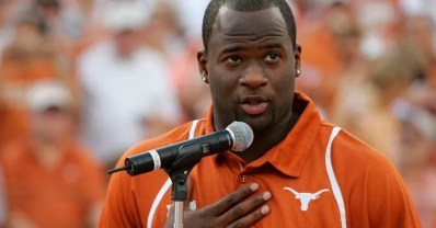 A video revealed that former NFL quarterback Vince Young was involved in a bar fight. (Getty)