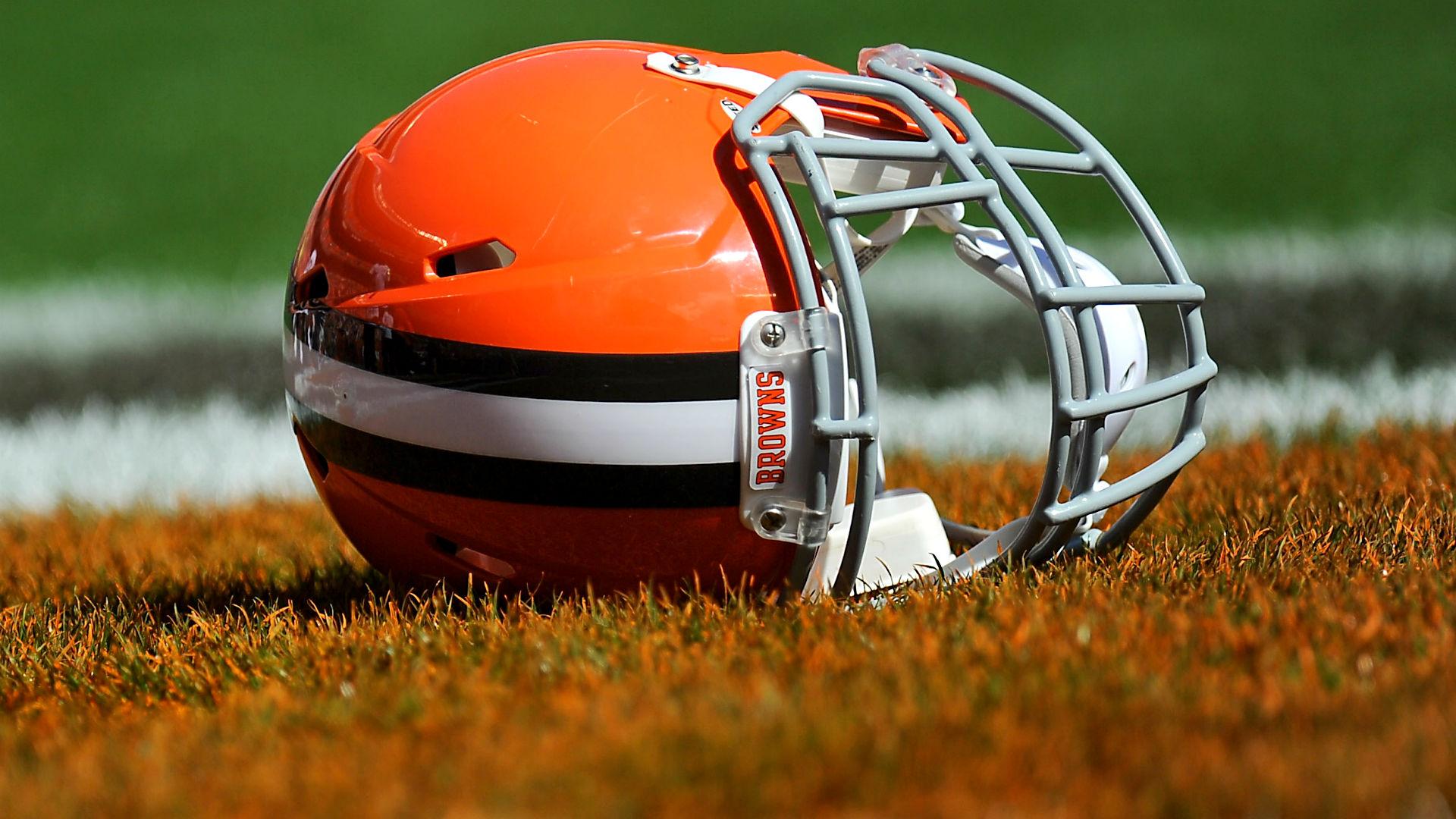 Browns Defensive Lineman Arrested After Plowing SUV Into Restaurant