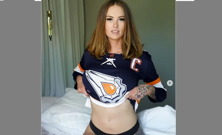 Oilers Flasher Kait Flynn On Checking Her Out In Playboy 'You Won't Regret It'