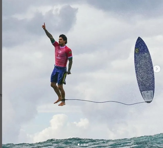 Gabriel Medina, AFP, surfer, Olympics