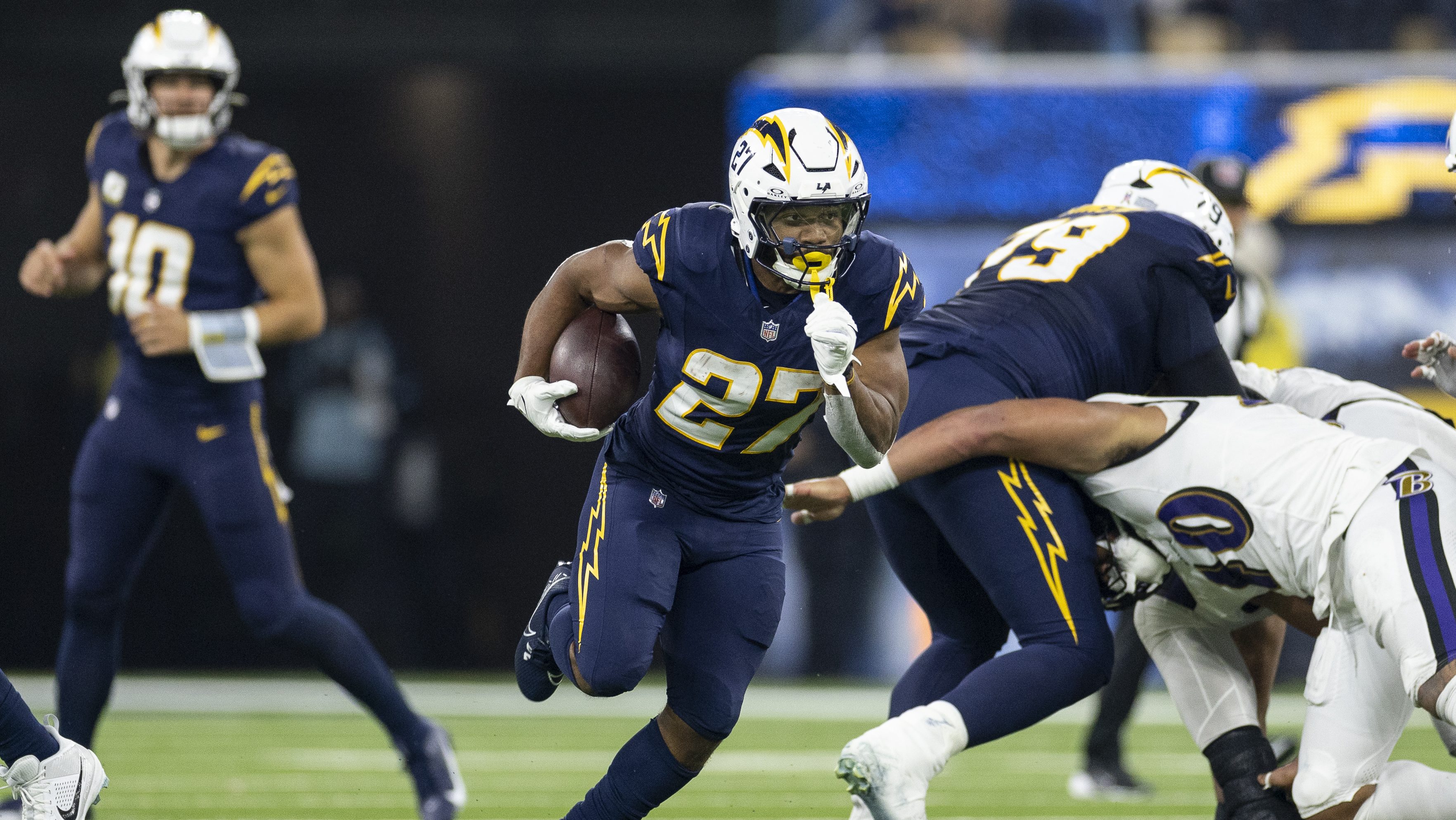 Chargers lose standout running back for 'some time' - FanBuzz