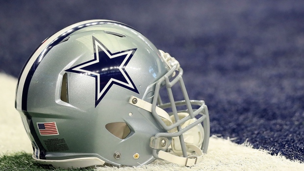 Dallas Cowboys helmet, NFL news