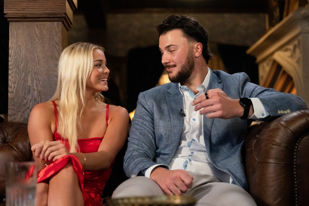 Paul Skenes, Livvy Dunne, MLB