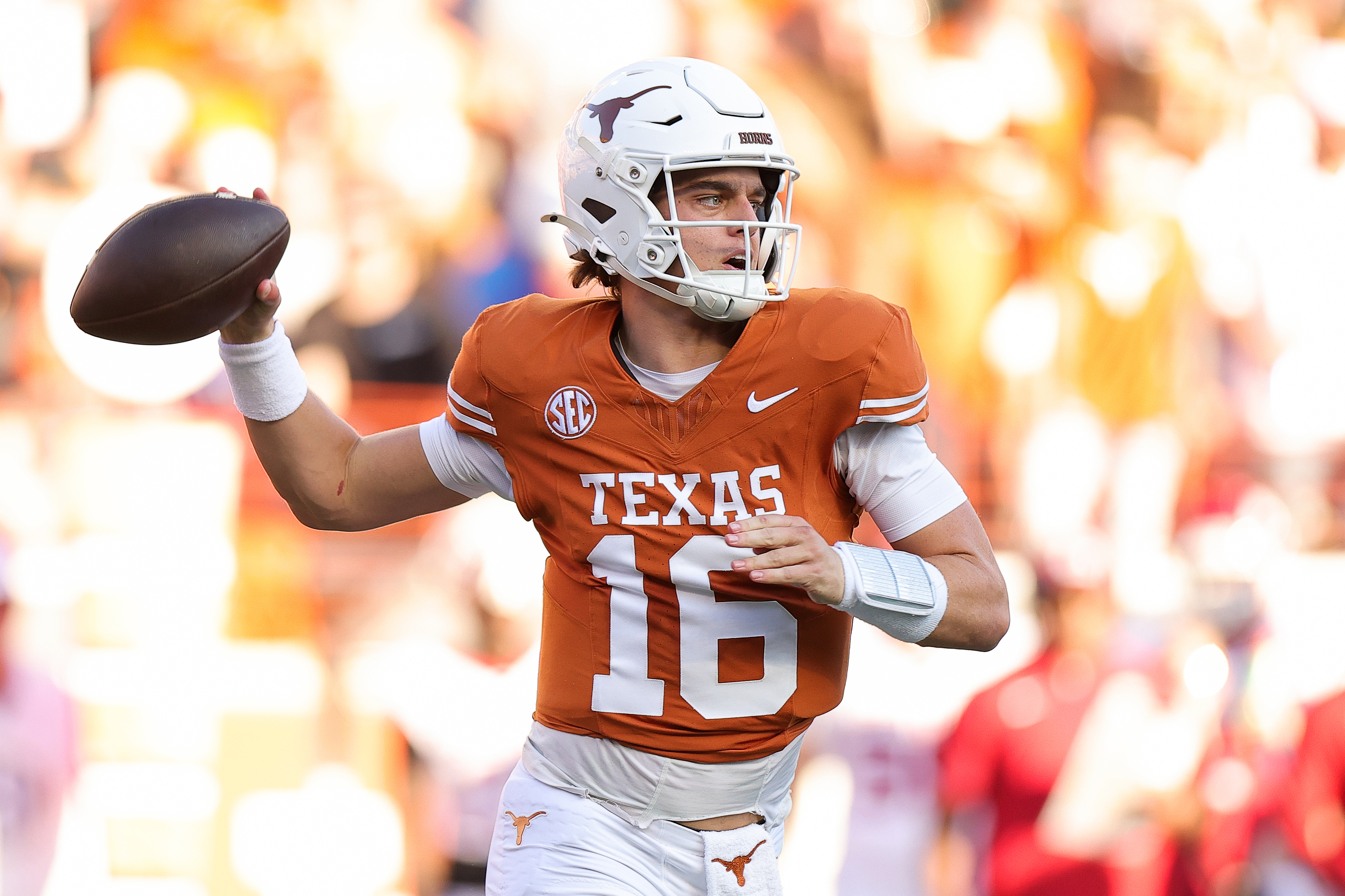 Manning Roster Arch Manning agrees to reduced NIL share to help Texas build roster