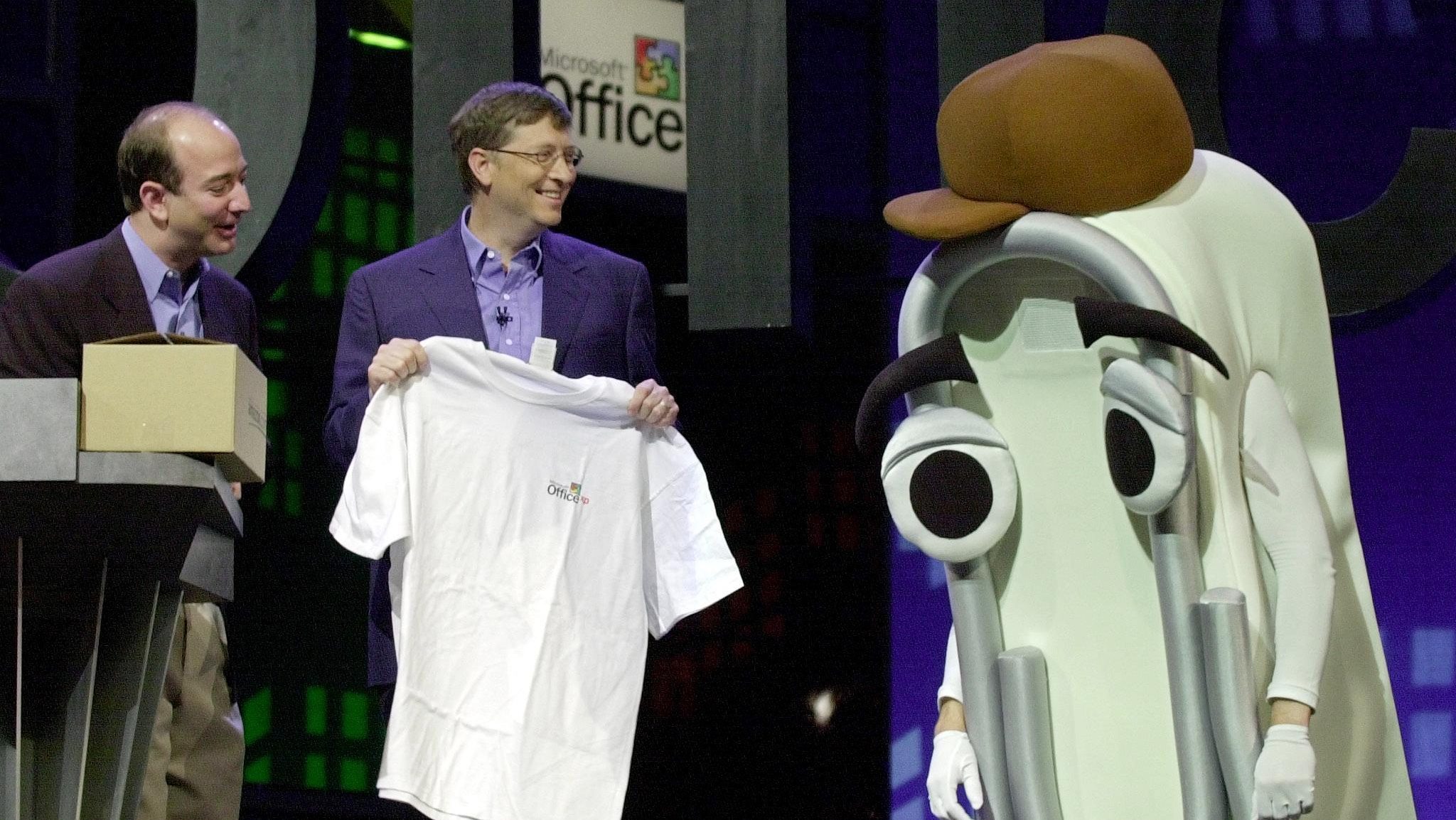NASCAR Driver Revives Microsoft Mascot 'Clippy' for Martinsville - FanBuzz