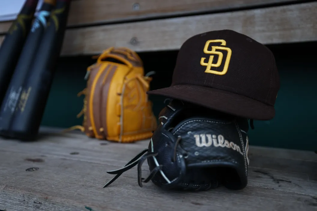Padres, MLB, hat, glove