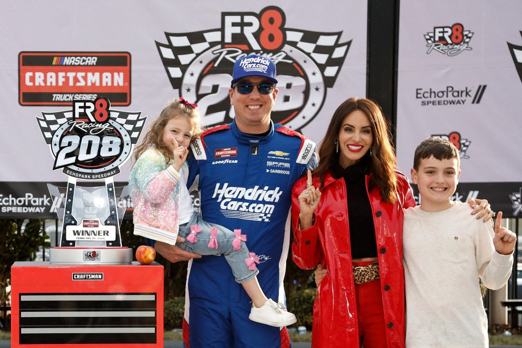 Kyle Busch, Samantha
