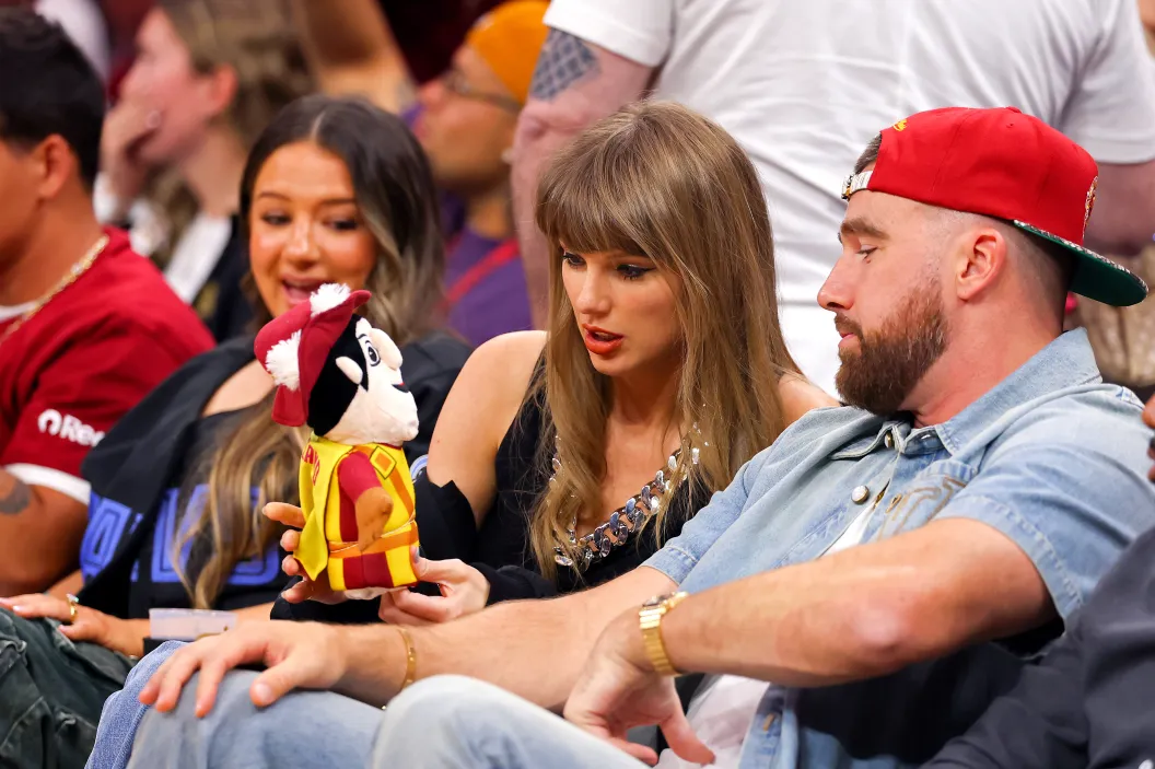 Tyalor Swift, Travis Kelce, NBA, NFL
