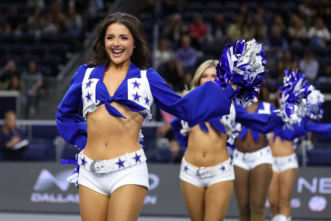Dallas Cowboys cheerleaders, Netflix