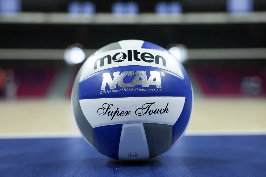 College volleyball, Amanda Mack