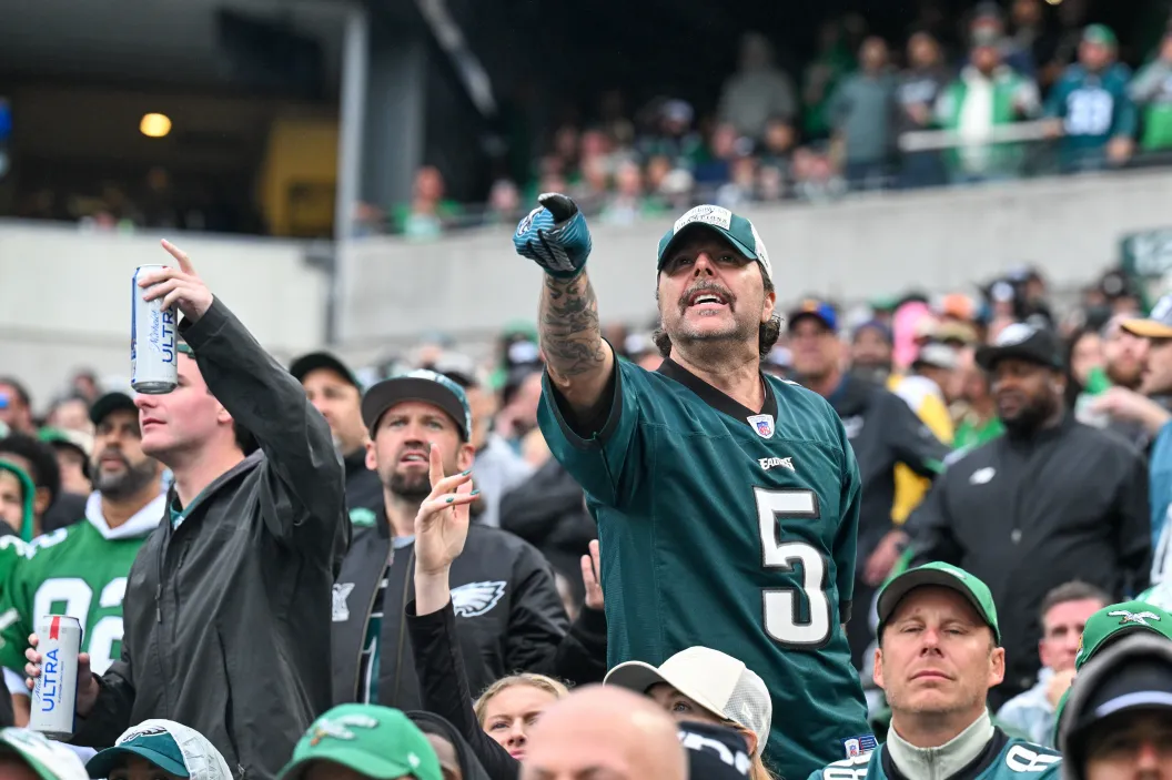 Rams, Eagles, fans, NFL