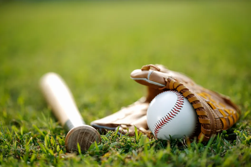 College baseball, Tommy Offer